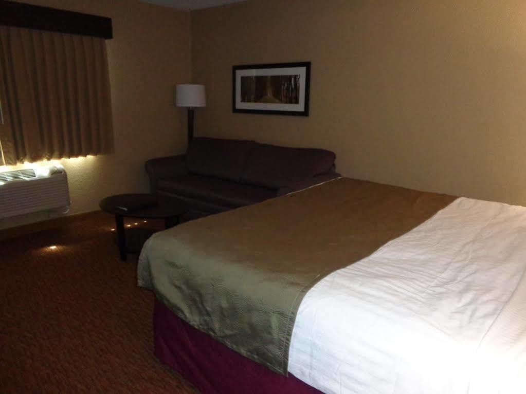 Americinn By Wyndham Osceola Exterior foto